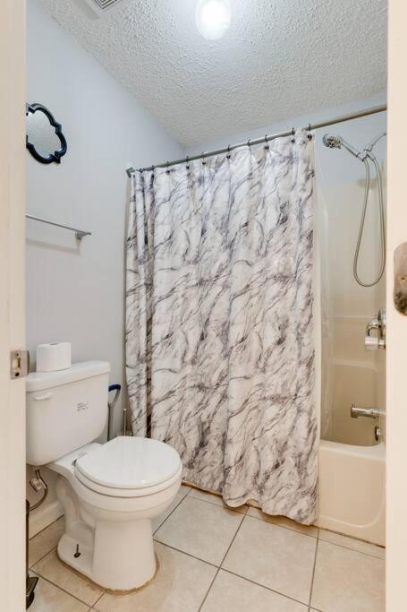 Lovely 2 Bdr Condo With Balcony 2M To Broadway Nashville Ngoại thất bức ảnh