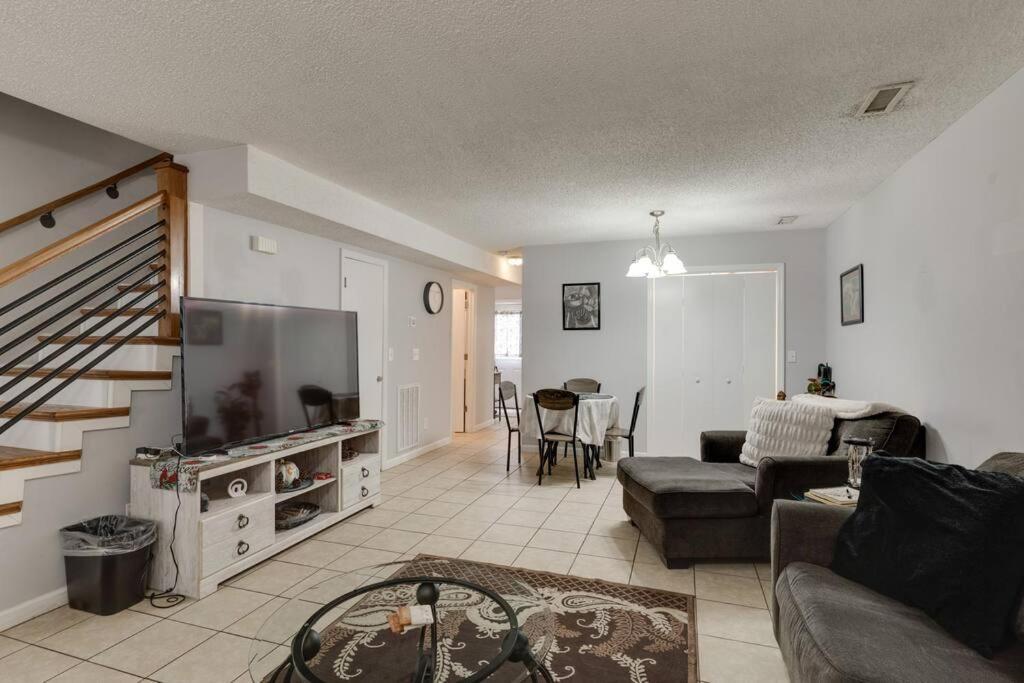 Lovely 2 Bdr Condo With Balcony 2M To Broadway Nashville Ngoại thất bức ảnh